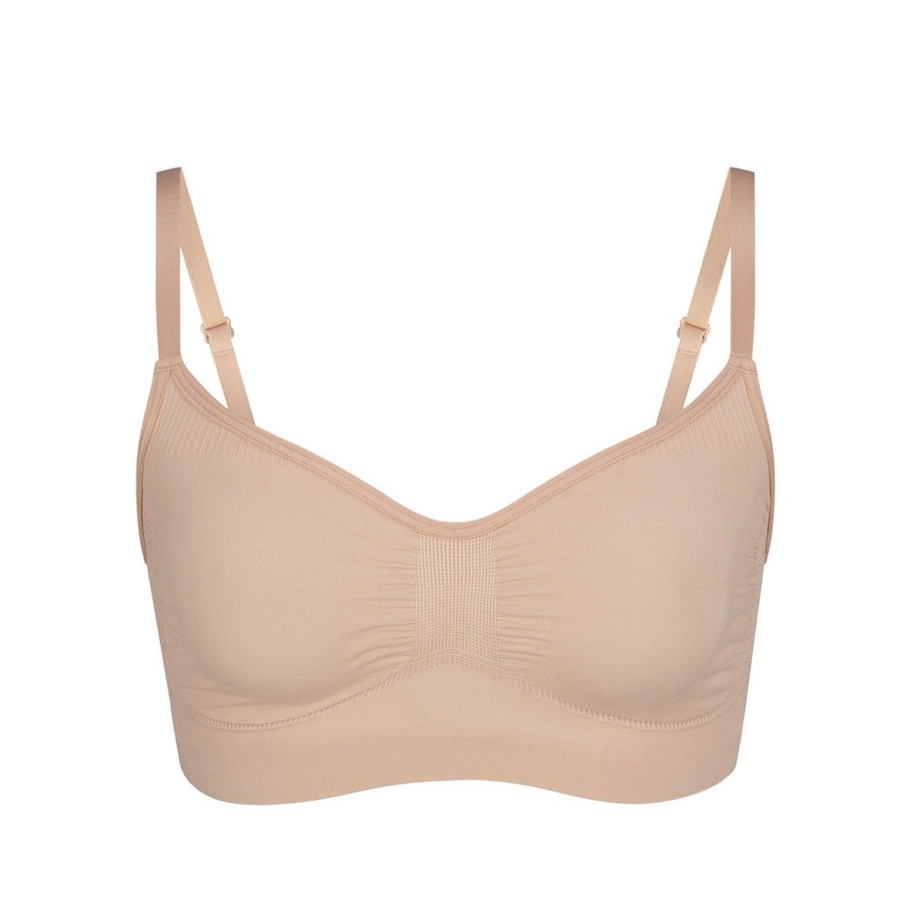 SKIMS Nude Seamless Sculpt Bralette